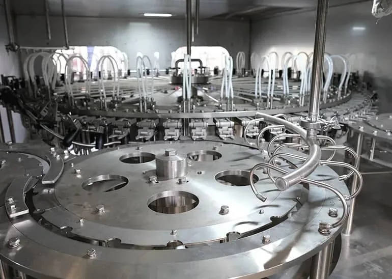 Hot Filling Machine Hot filling machine Sunswell untuk pengisian minuman panas 85–92°C – PT Ditalia Cahaya Abadi